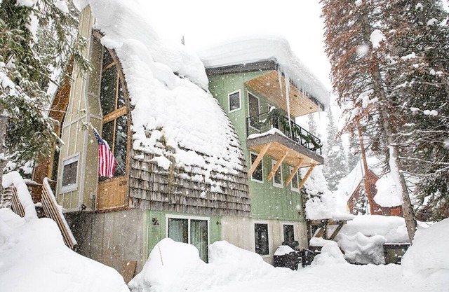 Silverstrike Lodge by Cottonwood Lodging