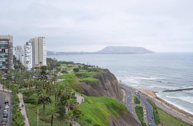 Simply Comfort. Outstanding Ocean View 2BR 2BA. Pool,Gym