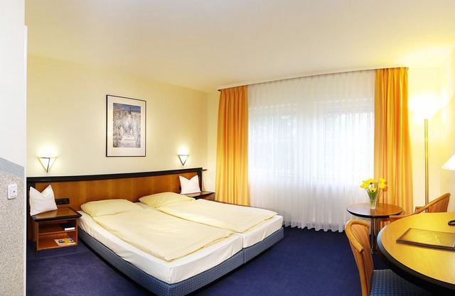 Single Room - Hotel Linderhof
