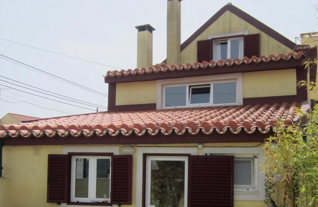 Sintra Cat's House