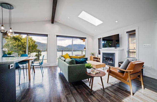 Sitka House | Port Renfrew