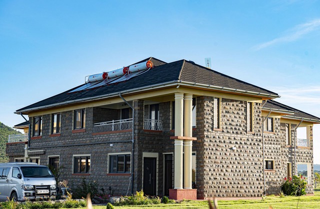 six-bedroom luxury hotel offers serene tranquility in Maasai Mara's heart