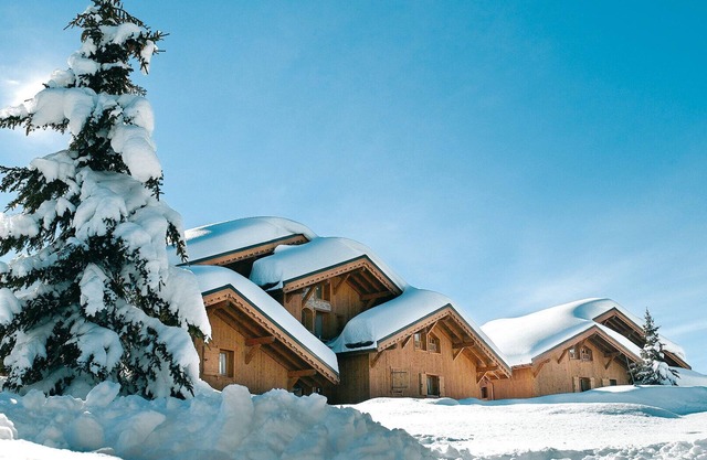 SKI AU PIED Les Saisies Luxury apartment/indoor pool