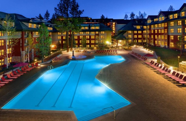 Ski-In&Out 2 BD/2BA Villa at Marriott Timber Lodge + Full Resort Access Sleeps 8