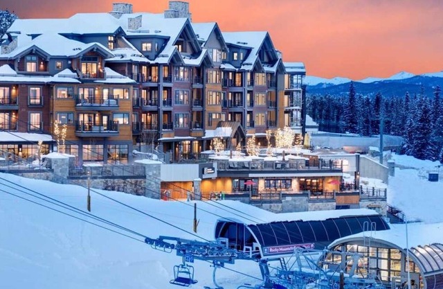 Ski In/Out! Easy Access-1 Bedroom Breckenridge Master-1.5 Baths-Sleeps 4