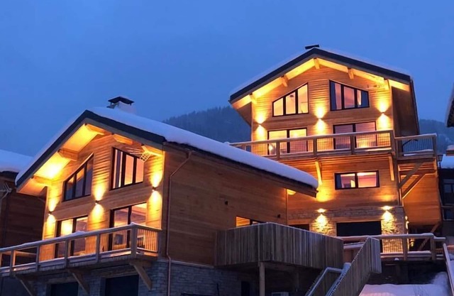SKI IN SKI OUT PARADISKI LA PLAGNE LES COCHES TOP OF THE RANGE CHALET