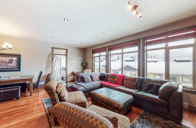 Ski-in/ski-out condo with gondola view, WiFi, private hot tub, and washer/dryer