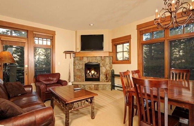 Ski-in/Ski-out Condo + Fireplace + Shared Hot Tub