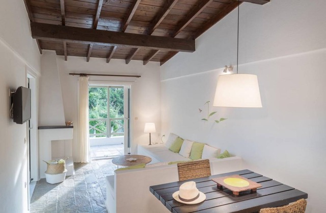 Skiathos Holidays Deluxe Suite