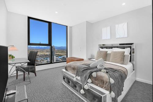 Sky-High Sanctuary Ocean Views - Pet Friendly