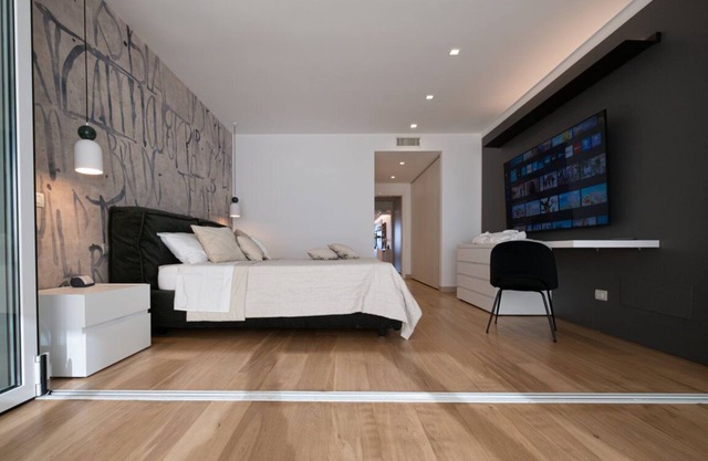 SKY27 - Penthouse with terrace and luxury executive suite