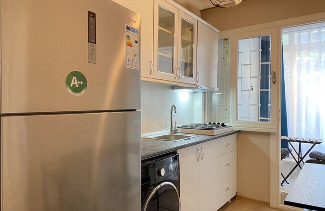 Sleek Flat w Balcony 4 min to Cevahir Mall