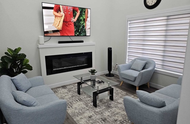 Sleek Home in Trendy Community with great views, full kitchen, & strong Wi-Fi.