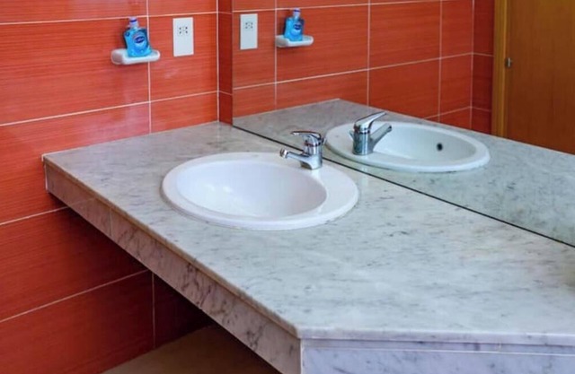 Sleek Minimalist 3-bedroom Urban Oasis – Sunlit, Serene & Spotless in Lagos