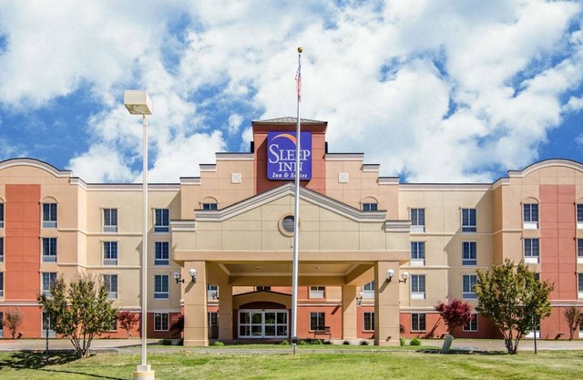 Sleep Inn & Suites Springdale West