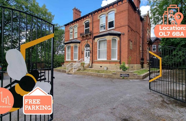 Sleeps 20 Ashton Mansion by City SuperHost