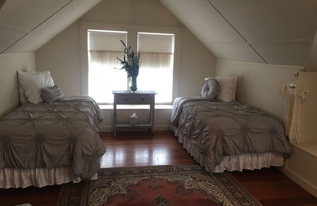 Sleeps 4, shared bath