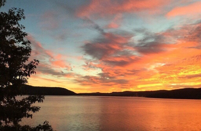 Sleeps 8!! Sweeping views of Otsego Lake!!