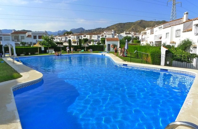 Sleeps 9 | Casa Vista Bella | CG R1248