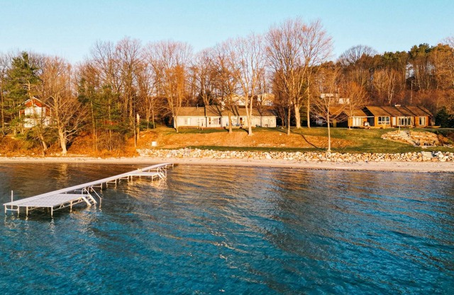Smokey Hollow Lake Front
