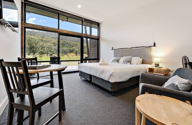 Snohus 2 - Studio unit in Crackenback, perfect for couples.