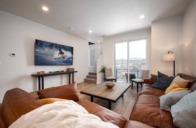 Snowbasin Summit Townhome Ro5062| Pool | Hot Tub