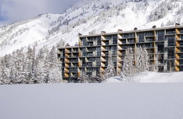 Snowbird, Iron Blosam, Jan 28-Feb 4 ,2023~ Steps to the Mtn