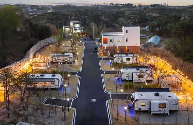 Sokcho Supuro Caravan