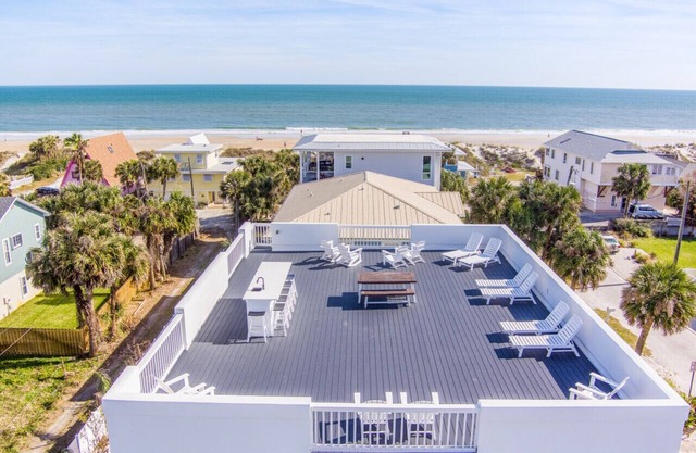 Sol Mate Rooftop deck at the Beach, Elevator, Private heated Pool, Jacuzzi Spa, Firepit
