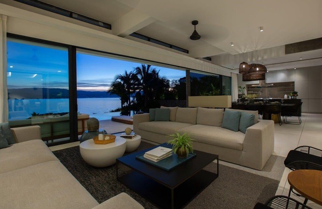 Solaris 3-bedroom Beachfront Villa in Koh Samui