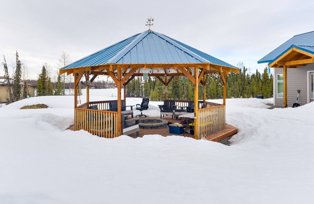 Soldotna Vacation Rental ~ 12 Mi to Kenai Beach