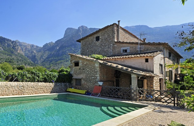 Soller farmhouse exclusive location with private pool, vinyard & mountain views