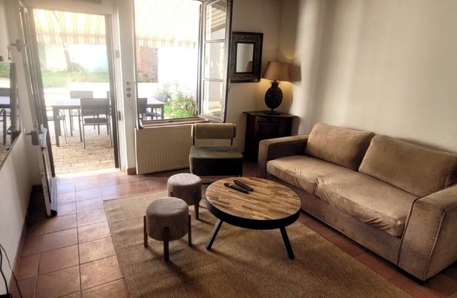 Solognese house for 7 people in the heart of the village of Cerdon (45)