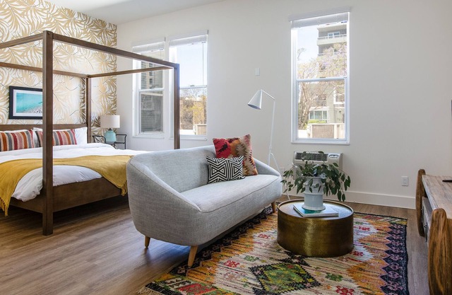 Sonder The State | Studio Apartment