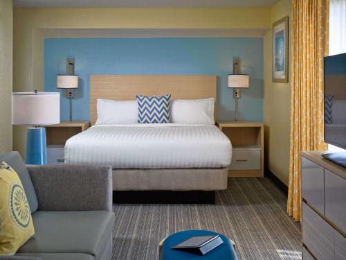 Sonesta Simply Suites Cleveland Airport