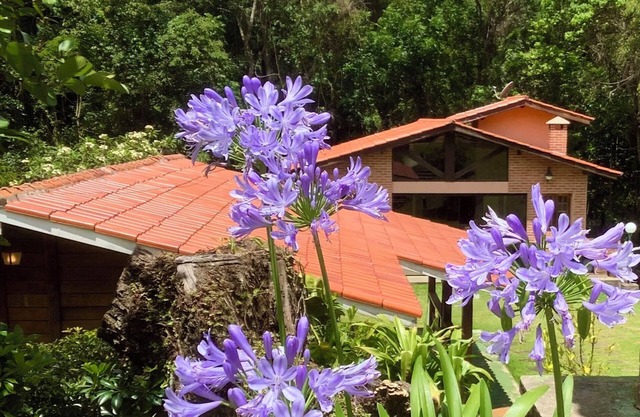 Soothing, private country house with pool & gourmet kitchen in Itatiba