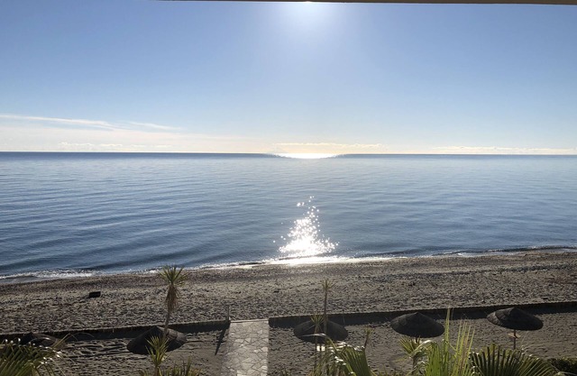 South Bastia Airport Duplex 3 bed waterfront available qqs weeks setp-Oct