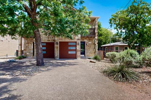South Congress Getaway