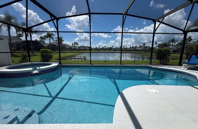South Facing, Lake View Pool & Spa Home