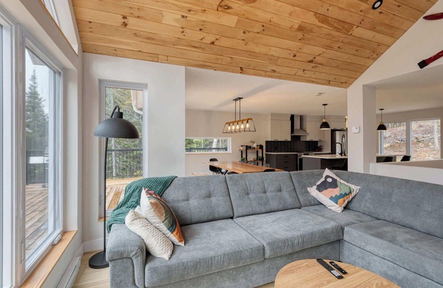 Spa & Lake - Chalet Origine St-Come