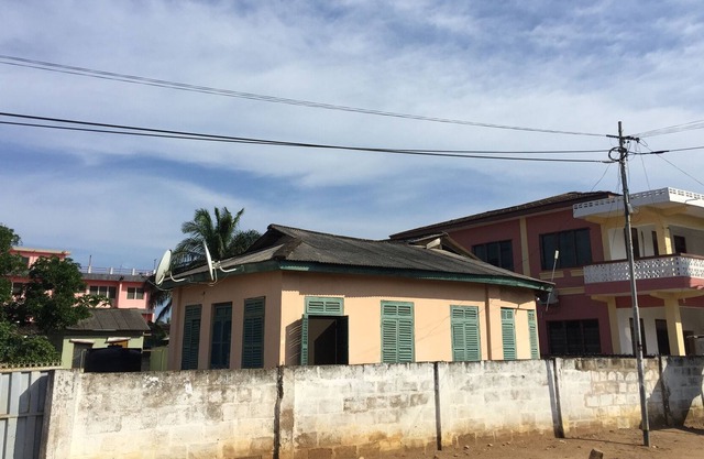 Space In Osu-Ghana. 10 minute drive from the airport