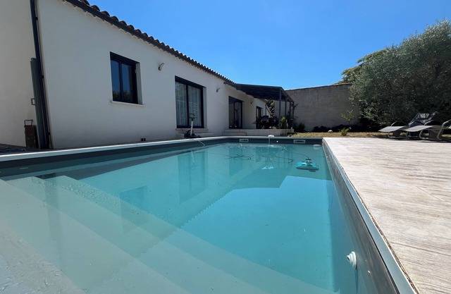Spacious villa with pool