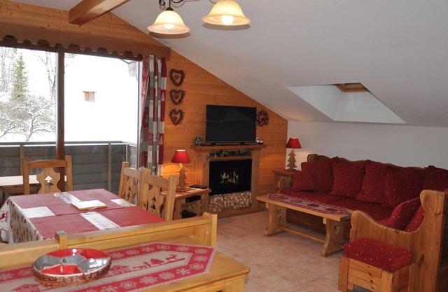 Spacious Apartment near Ski Lifts with 2024 Summer Multi Pass for Only €3/Day/Person