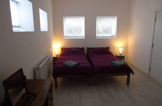 Spacious 2 bed flat with free Parking in Rottingdean