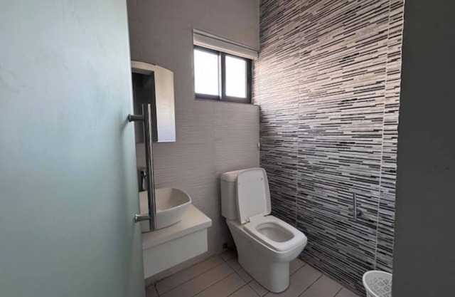 Spacious 2 Bedroom Serviced Apartment in Osu