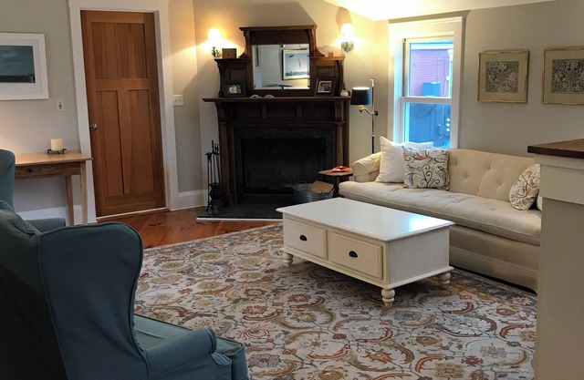 Spacious 3 Bedroom Apartment for Rent - In Town Location