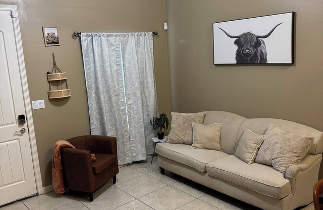 Spacious 3-bedroom apartment in delightful North McAllen with WiFi, and pool!