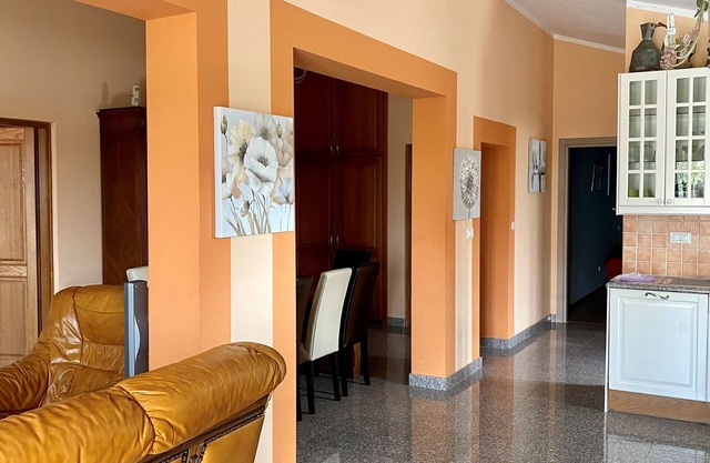 Spacious 4-bedroom apartment in charming Poreč with WiFi, AC