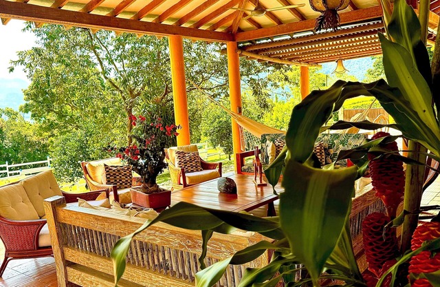 Spacious 5-bedroom estate in enchanting Antioquia, WiFi most preciously nature