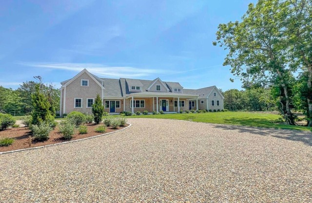 Spacious 5-Bedroom New House w/Pool, Spa, Access to Tennis & Deep Bottom Pond